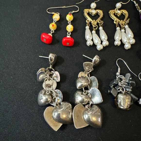 Dangle Gold Tone Heart Pearl Earrings Lot Vintage to Modern Fashion Jewelry 024 - Picture 2 of 4